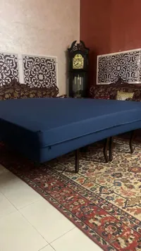 غطاء مرتبة مطاطي بلون أزرق داكن