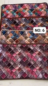 أغطية وسائد مخملية بنقشة مربعات - موديل رقم 6