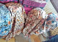 أقمشة مفروشات وتنجيد متنوعة