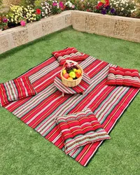 طقم جلسة أرضية تراثية - بساط مع وسائد