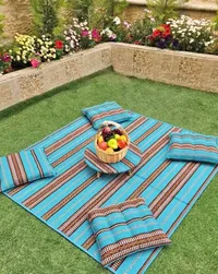 طقم جلسة أرضية تراثية مع وسائد
