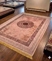 سجادة كلاسيكية بنقوش هندسية