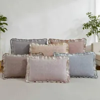 وسائد مزخرفة بكشكشة (Set of Decorative Pillows)