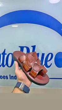 صندل شبابي جلدي - بونتو (Punto)