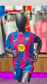 طقم رياضي للأطفال - برشلونة نايكي (Nike)