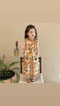 فستان أطفال بنقشة زهور ملونة