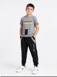طقم ملابس رياضية للأولاد - تمبرلاند (Timberland)