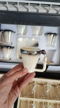 فنجان قهوة سيراميك بمقبض ديكوري
