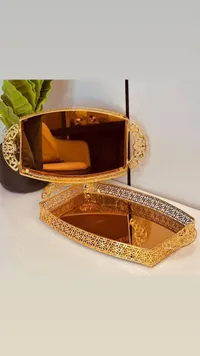 صينية تقديم ذهبية بمرآة عاكسة