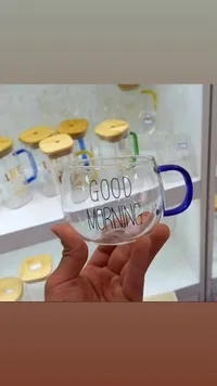 كوب زجاجي بعبارة صباح الخير