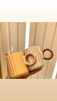 طقم أكواب سيراميك بتصميم مضلع ومقبض دائري