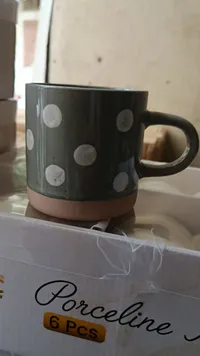 طقم أكواب بورسلين منقط - 6 قطع