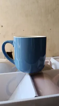 كوب سيراميك أزرق كلاسيكي
