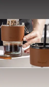 كوب زجاجي مع غطاء جلدي - جورجوس (Gorgous)