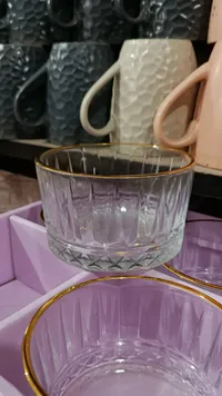 طقم زبادي زجاجية بحواف ذهبية
