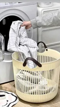 سلة غسيل بلاستيكية بتصميم عصري