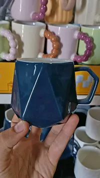 كوب بتصميم هندسي (Geometric Mug)