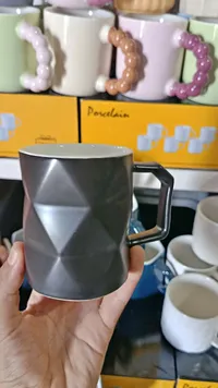 كوب قهوة بتصميم هندسي (Porcelain)