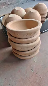 أوعية فخارية تقليدية
