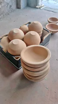 أواني فخارية