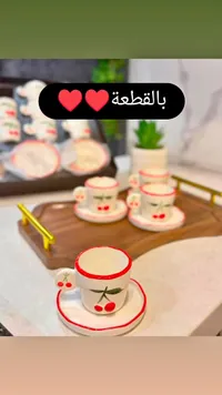 طقم أكواب وصحون بتصميم كرز