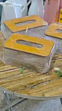 علبة مناديل بتصميم خشبي (Tissue Box)