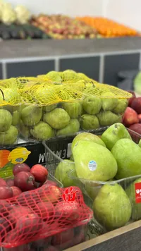 الكمثرى الخضراء الطازجة