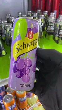 مشروب غازي بالعنب - شويبس (Schweppes)