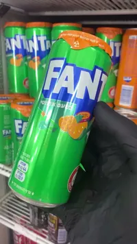 مشروب غازي بنكهة الفواكه الاستوائية - فانتا (Fanta)