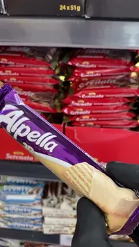 ويفر مغطى بالشوكولاتة البيضاء - ألبيلا سيريناتا (Alpella)