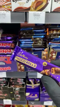 أصابع ويفر بالشوكولاتة تشوكو رولز - كادبوري (Cadbury)