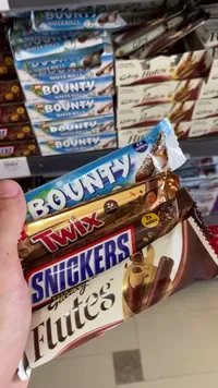 أصابع ويفر مغطاة بالشوكولاتة - تشكيلة متنوعة (Bounty, Twix, Snickers, Galaxy)
