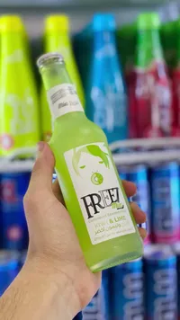 مشروب غازي بنكهة الكيوي والليمون - فريز (Freez)