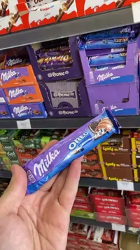 شوكولاتة بالحليب محشوة بكريمة الأوريو - ميلكا (Milka)