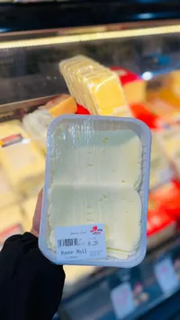 جبن أبيض طازة