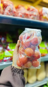 طماطم كرزية طازجة