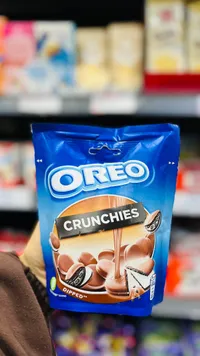 بسكويت أوريو كرانشيز المغطى بالشوكولاتة (Oreo)