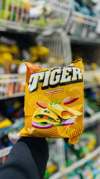 شيبس بطاطس بنكهة الجبنة المتبلة - تايجر (Tiger)