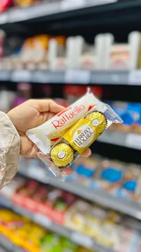 فيريرو روشيه و رافاييلو (Ferrero Rocher)