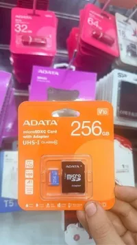 بطاقة ميكرو إس دي إكس سي - أداتا 256 جيجابايت مع محول