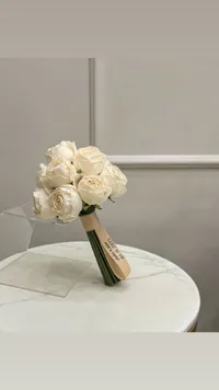 بوكيه ورد أبيض فاخر