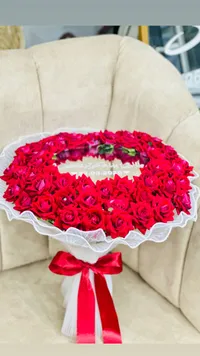 بوكيه ورد أحمر فاخر