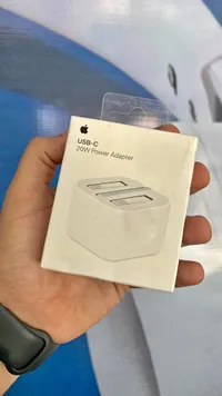 شاحن جداري يو إس بي سي بقوة 20 واط - أبل (Apple)