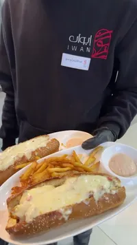 ساندويتش شاورما بالجبن - إيوان