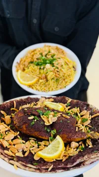 طبق دجاج مشوي مع الأرز