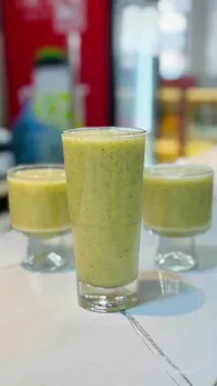 عصير الأفوكادو الطازج