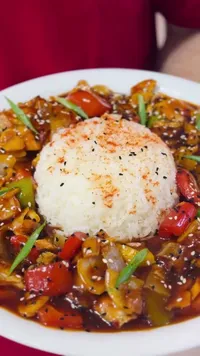 طبق دجاج سويت آند ساور مع الأرز