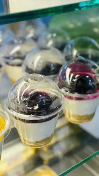 تشيز كيك التوت في أكواب