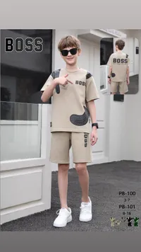 طقم ملابس صيفي للأولاد بتصميم بوس (Boss)
