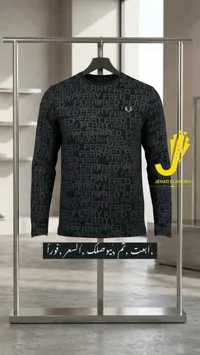 تيشيرت Fred Perry بنقش الشعار المكرر